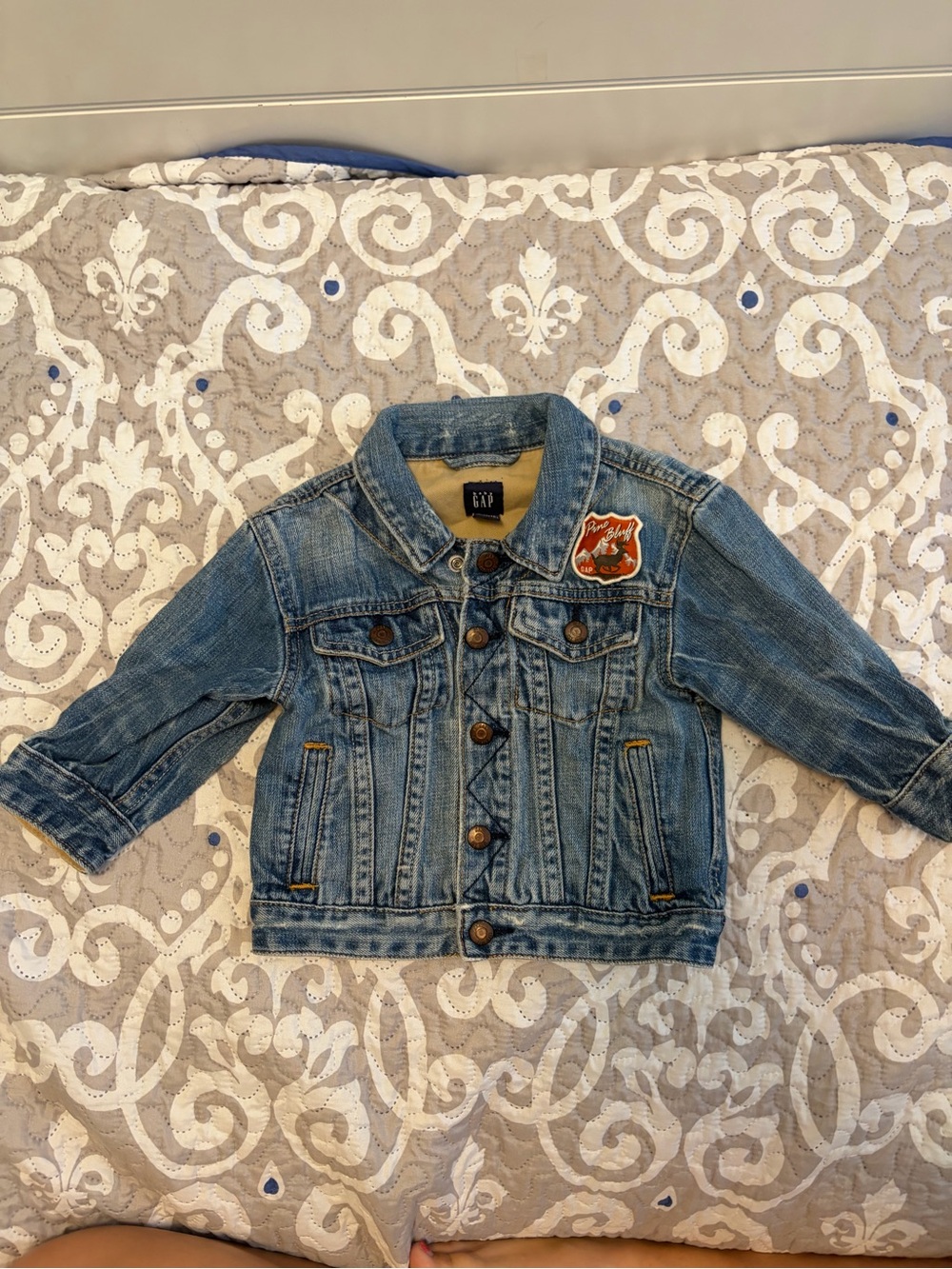 GAP Vintage Wash Blue Denim Jacket with Fox Patch
